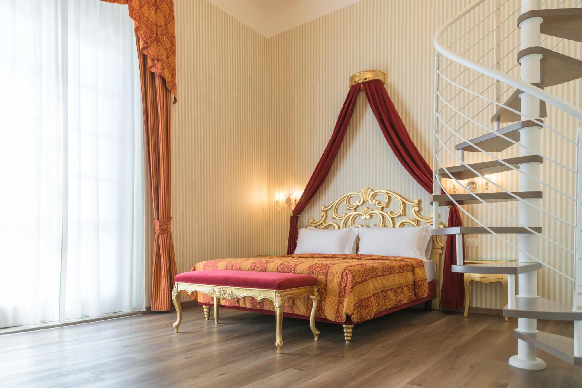 Regina Del Garda Suite 托斯科拉诺-马德尔诺 外观 照片